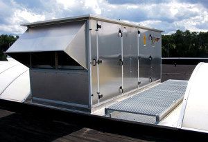 Ar condicionado central com acesso ao telhado