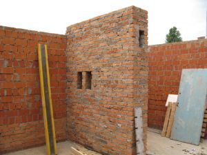 Construção de um poço de ventilação em tijolo